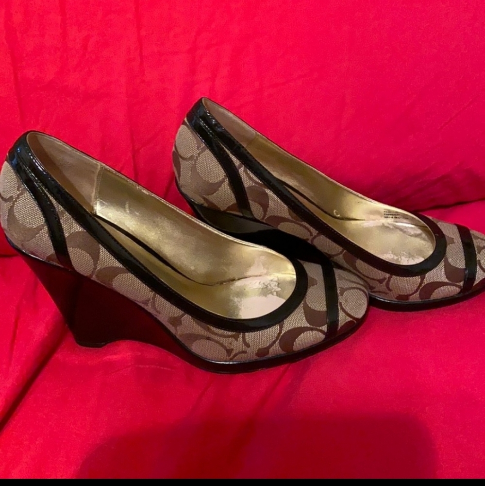 Coach KerryAnn Signature Wedge Dress Heels Size 8
